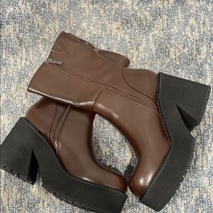 Goiphrri Platform Ankle Boots